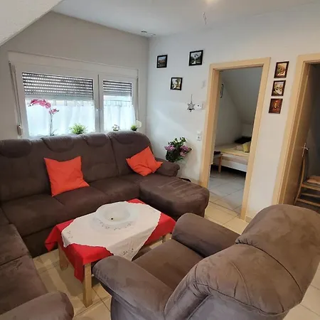 Sonnenscheinhaus - Napfeny Haz *